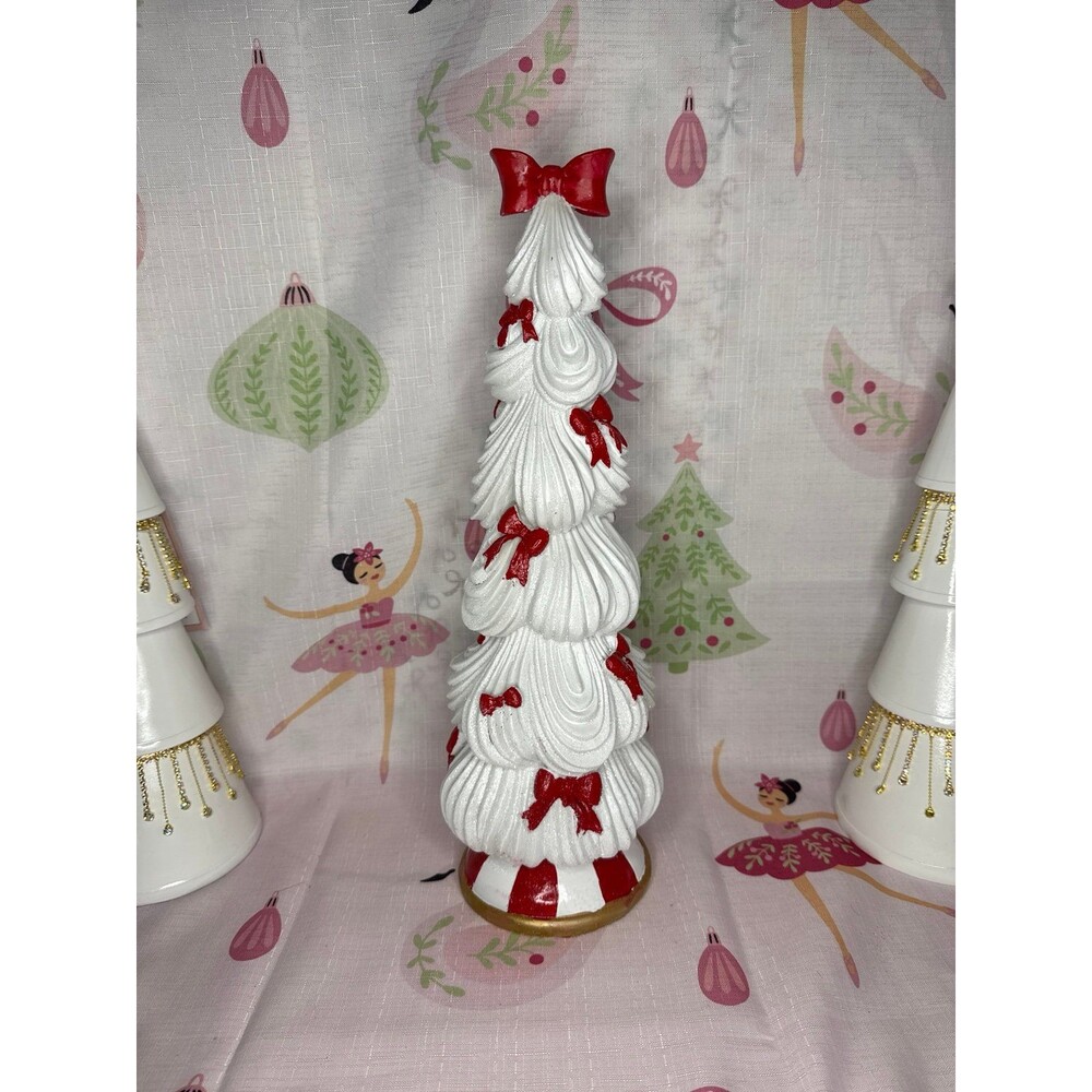 Bella Lux White Christmas Tree w/ Red Bows